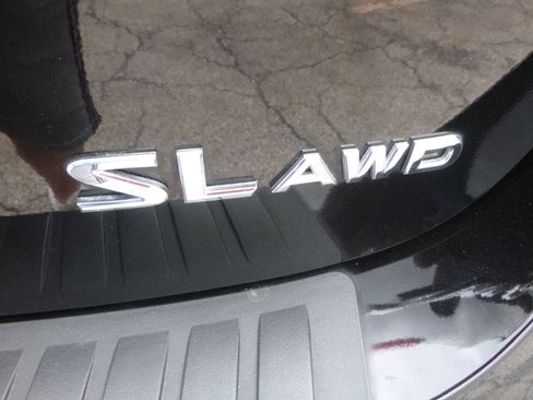 Used 2012 Nissan Rogue AWD image 19