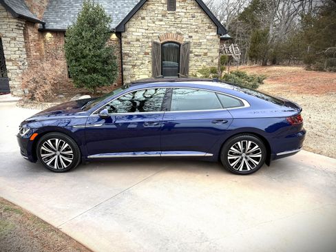 Used 2019 Volkswagen Arteon SE image 2