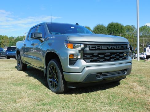 New 2026 Chevrolet Silverado 1500 Custom image 9