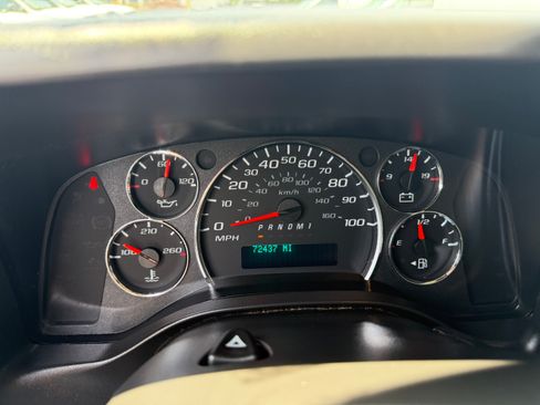 Used 2021 Chevrolet Express 2500 UNAVAIL RWD image 13