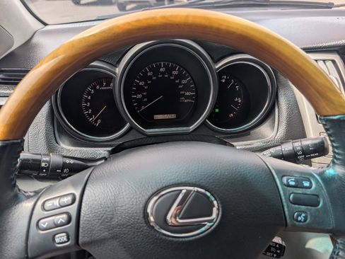 Used 2005 Lexus RX 330 AWD image 10