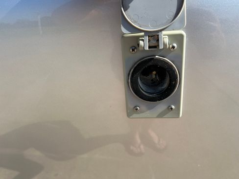 Used 2013 GMC Savana 2500 image 21