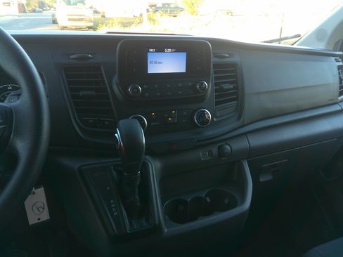 Used 2024 Ford Transit 250 XL image 12