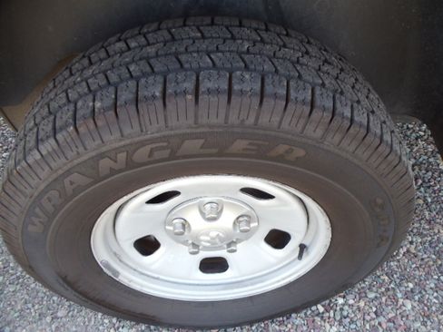 Used 2016 RAM 1500 Tradesman image 13