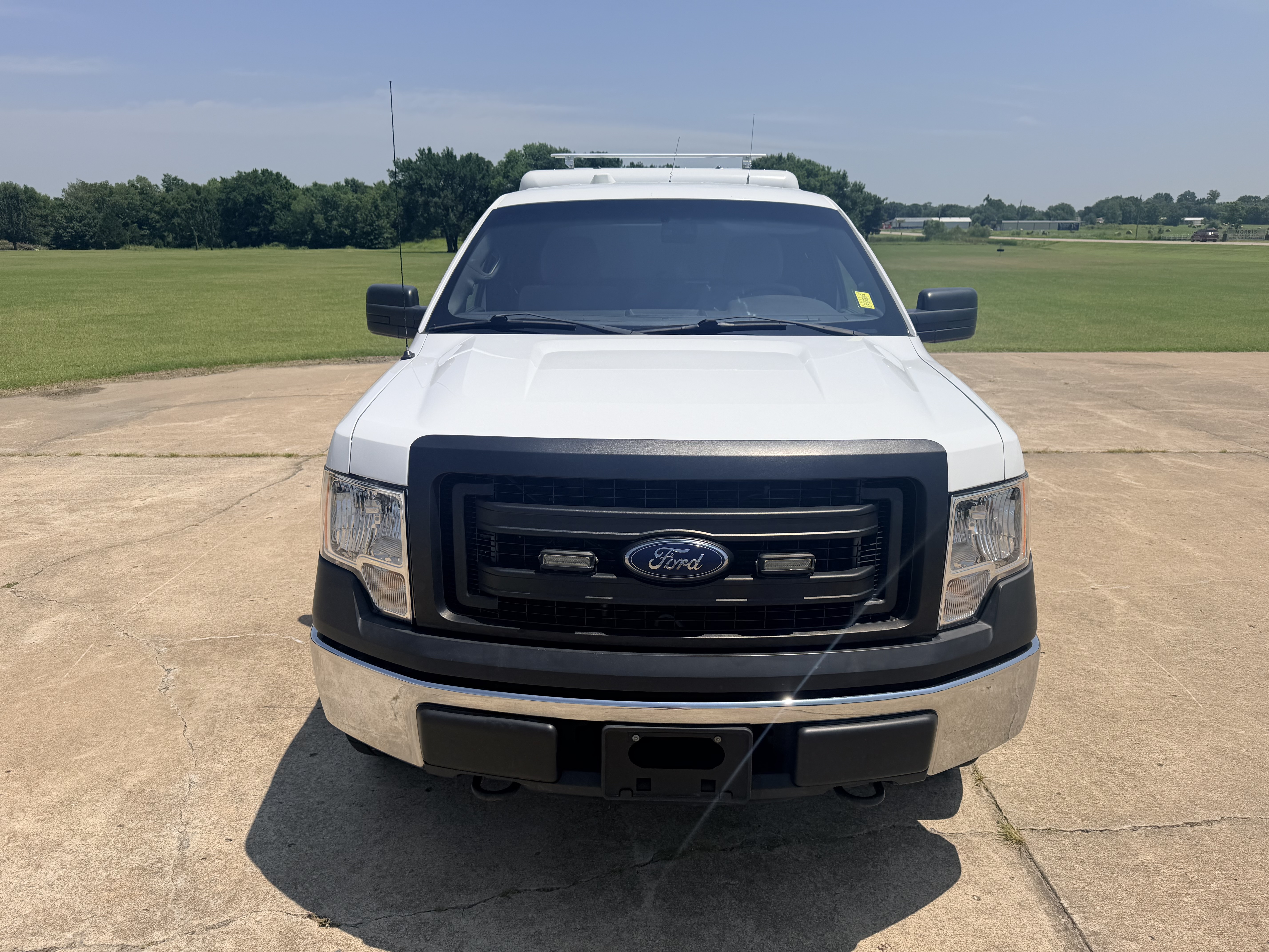 Used 2014 Ford F150 4x4 Regular Cab XL image 2