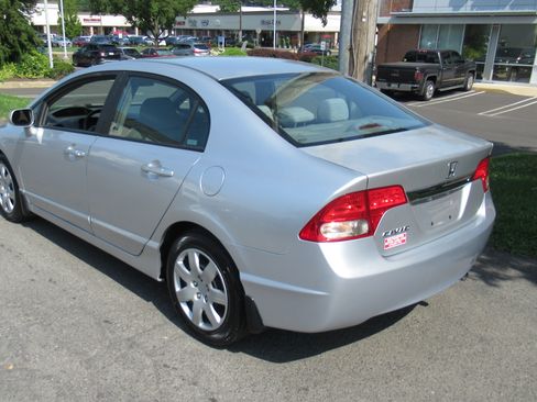 Used 2009 Honda Civic LX Sedan image 6