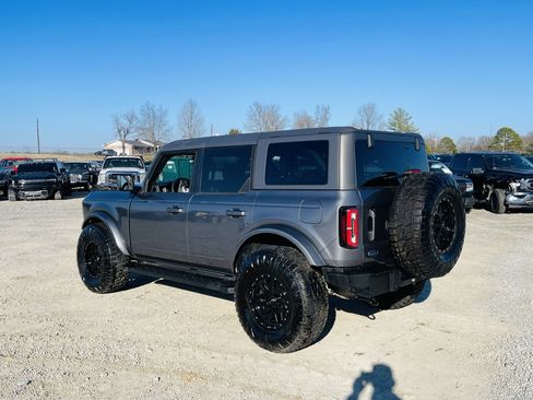 Used 2023 Ford Bronco Outer Banks image 4