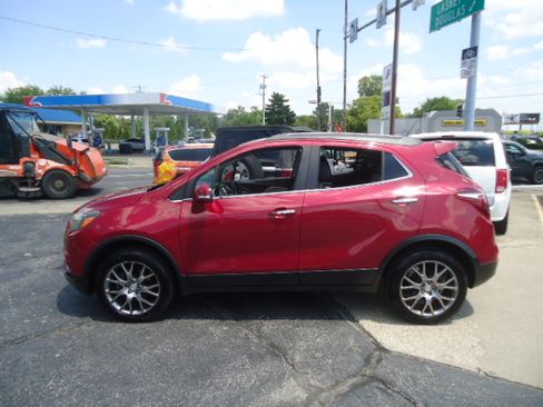 Used 2017 Buick Encore FWD Sport Touring image 5