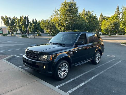 Used 2013 Land Rover Range Rover Sport HSE Sport Utility 4D AWD/4WD image 3