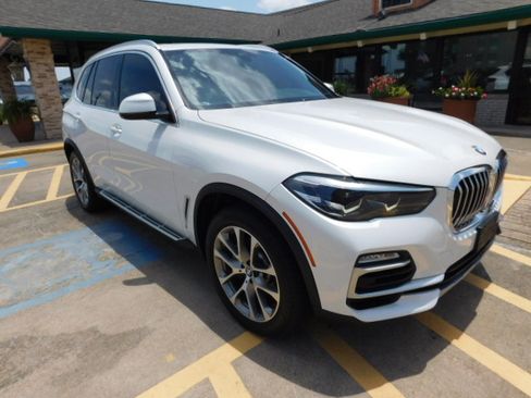 Used 2019 BMW X5 xDrive40i AWD/4WD image 2