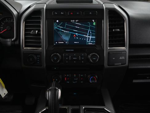 Used 2018 Ford F150 Raptor w/ Equipment Group 801A Mid image 29