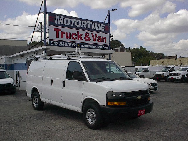 Used 2021 Chevrolet Express 3500 UNAVAIL RWD image 1