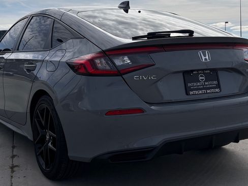 Used 2025 Honda Civic Sport image 5
