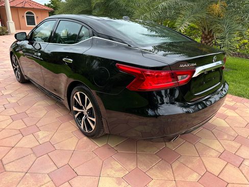 Used 2017 Nissan Maxima SL FWD image 5