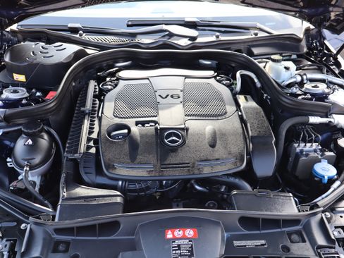 Used 2015 Mercedes-Benz E 350 Sport image 40
