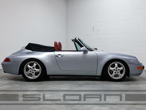 Used 1995 Porsche 911 Carrera image 4