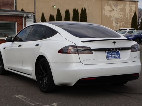 Used 2019 Tesla Model S 100D image 7