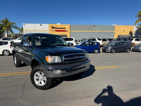 Used 2000 Toyota Tundra SR5 image 1
