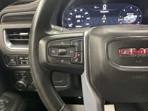 Used 2023 GMC Yukon XL SLT image 20
