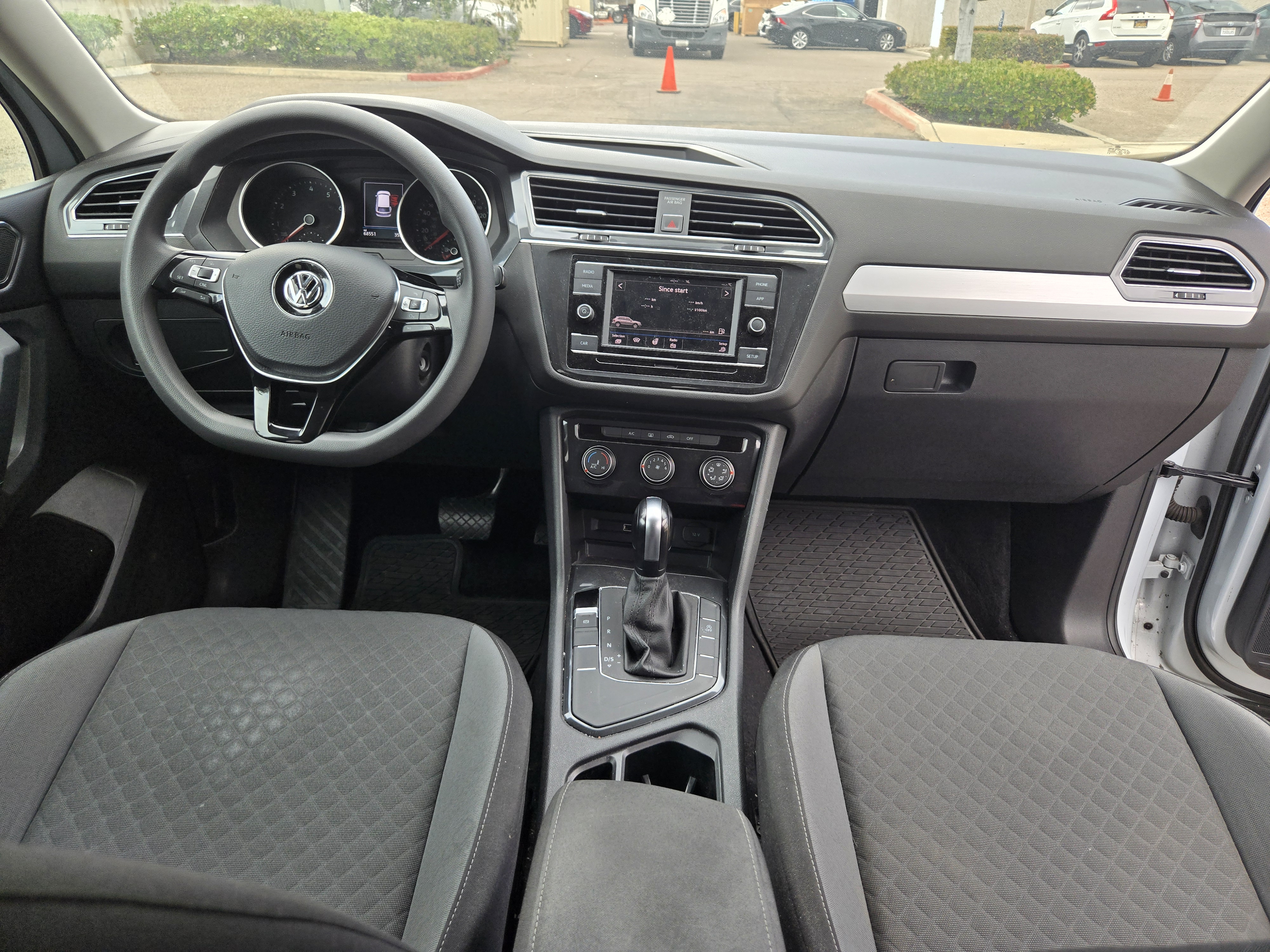 Used 2018 Volkswagen Tiguan FWD S image 11