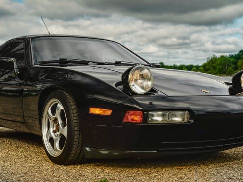 Used 1991 Porsche 928 GT image 5