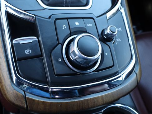 Used 2018 MAZDA CX-9 Signature image 36