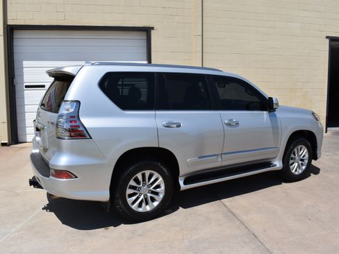Used 2016 Lexus GX 460 GX 460 Premium Sport Utility 4 AWD/4WD image 20