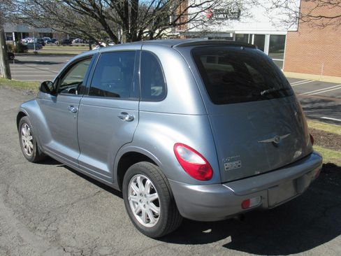 Used 2009 Chrysler PT Cruiser Touring image 6