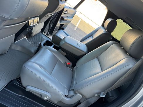 Used 2012 Toyota Sequoia Platinum image 23