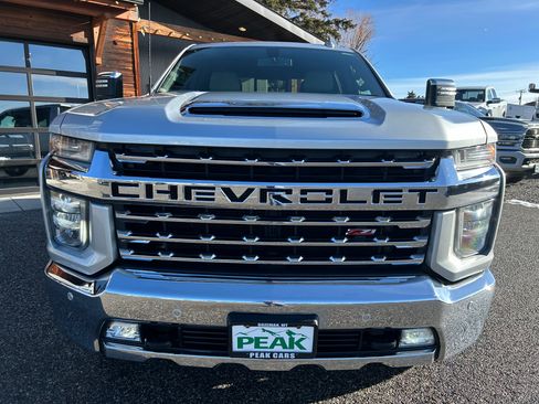 Used 2020 Chevrolet Silverado 3500 LTZ image 7