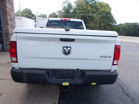 Used 2015 RAM 1500 4x4 Regular Cab ST image 6