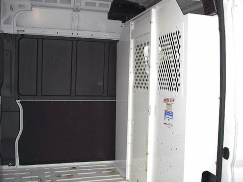 Used 2024 RAM ProMaster 2500 image 16