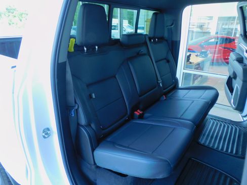 Used 2024 Chevrolet Silverado 1500 2WD Crew Cab RST image 25