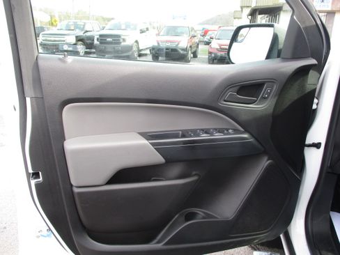 Used 2019 Chevrolet Colorado W/T image 19