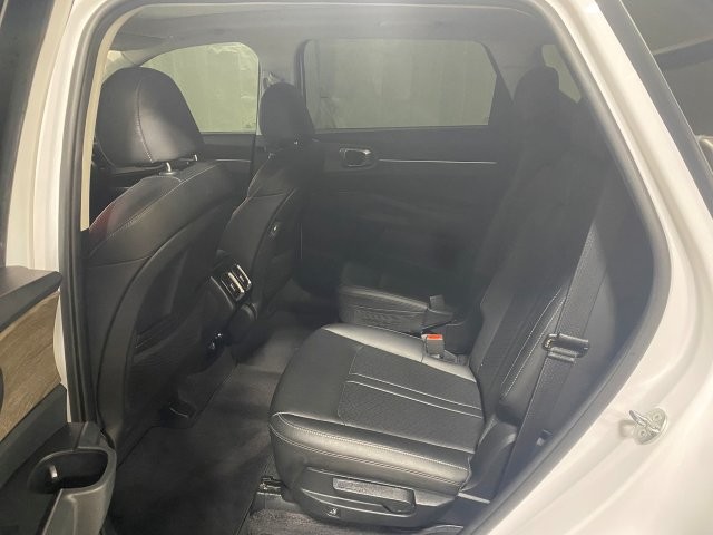 Used 2023 Kia Sorento AWD X-Line EX image 21