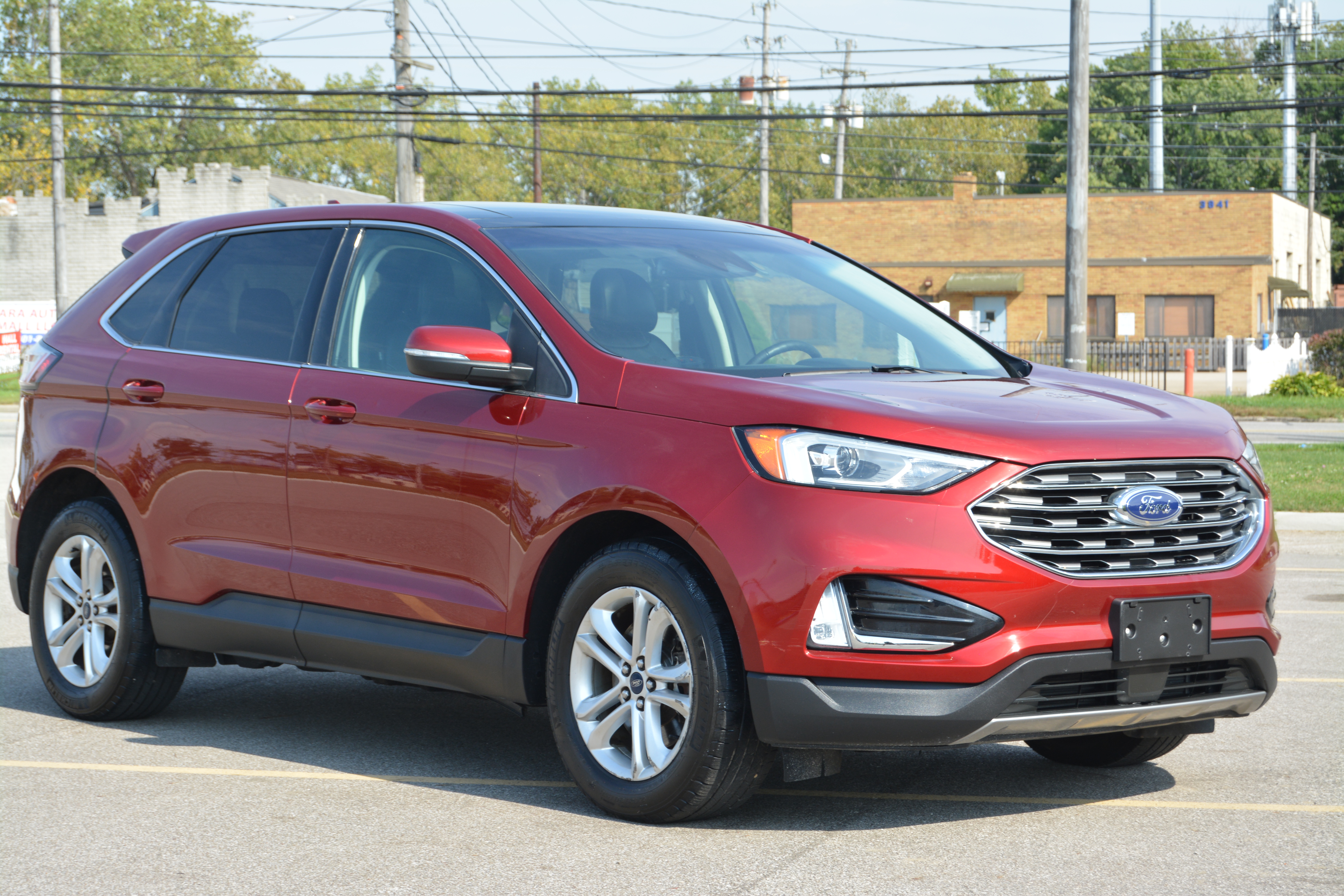 Used 2019 Ford Edge AWD SEL image 1