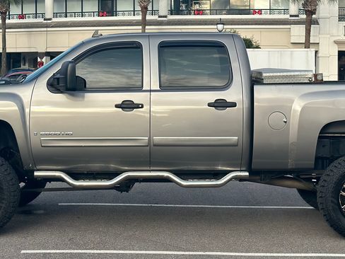 Used 2007 Chevrolet Silverado 2500 LT image 4