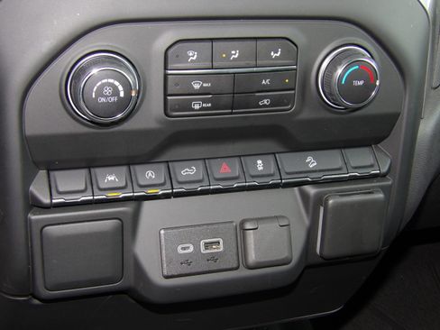 Used 2024 Chevrolet Silverado 1500 Custom Trail Boss image 6