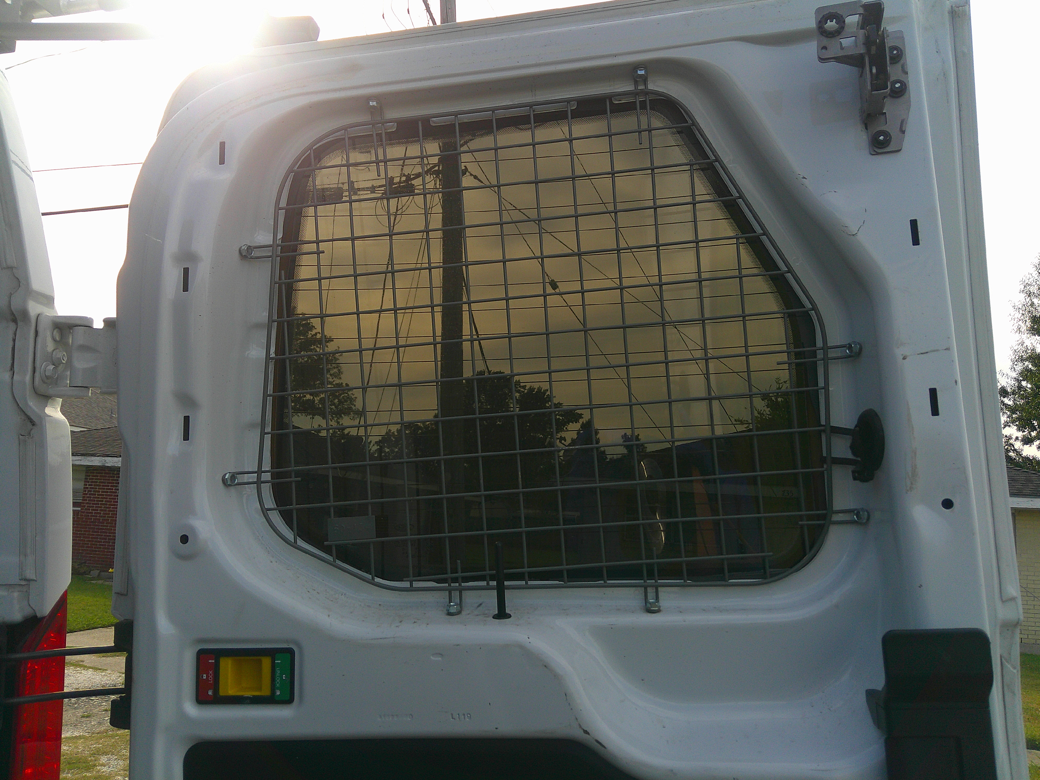 Used 2020 Ford Transit 150 Low Roof RWD image 9