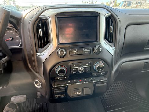 Used 2022 Chevrolet Silverado 3500 LS image 8