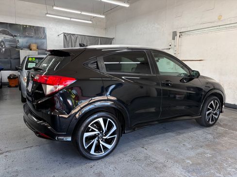 Used 2019 Honda HR-V FWD Sport image 6