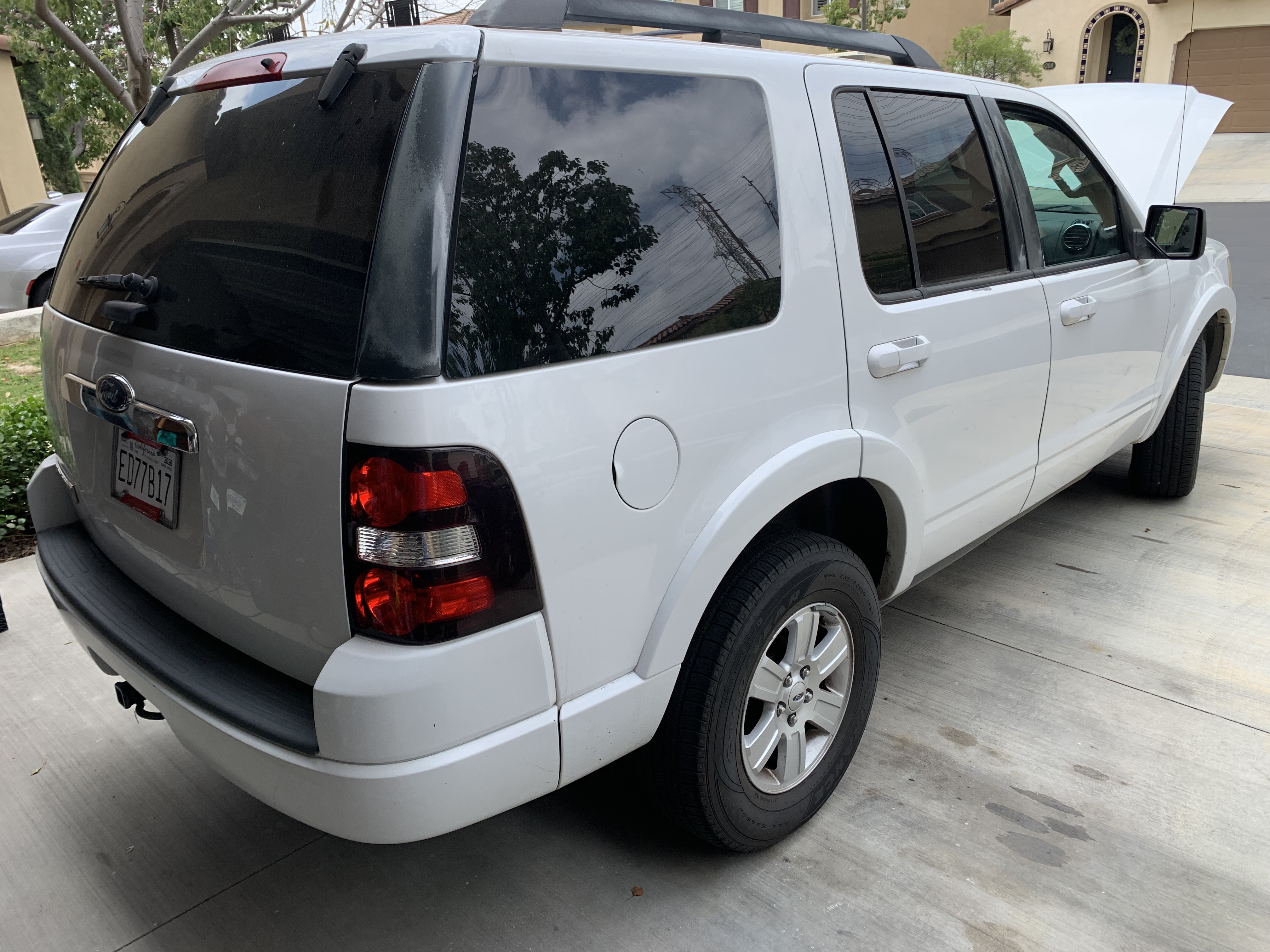 Used 2009 Ford Explorer 2WD XLT image 5