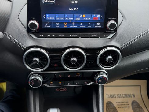 Used 2022 Nissan Sentra SV FWD image 10