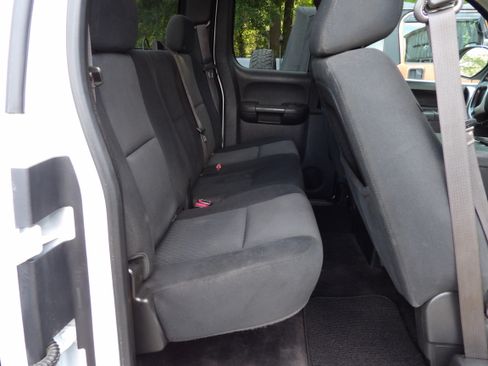 Used 2013 Chevrolet Silverado 1500 LT Z71 image 17