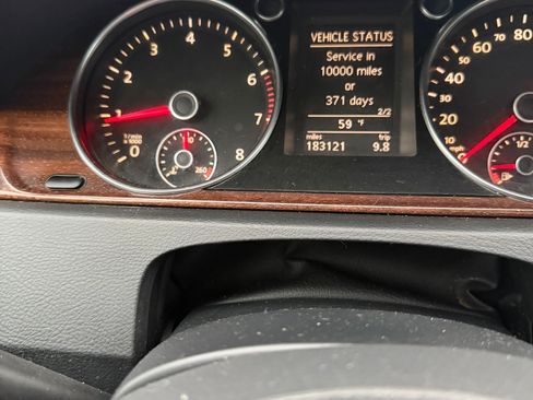 Used 2012 Volkswagen CC Lux image 52