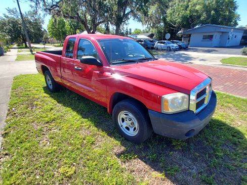 Used 2006 Dodge Dakota ST image 3