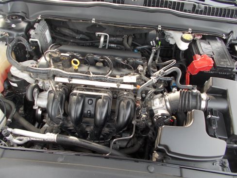 Used 2019 Ford Fusion SE image 21