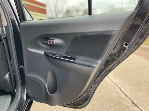 Used 2009 Scion xD image 14