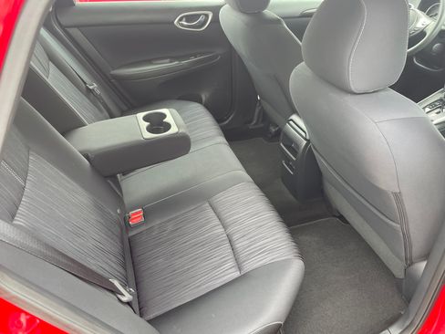 Used 2016 Nissan Sentra SV image 12