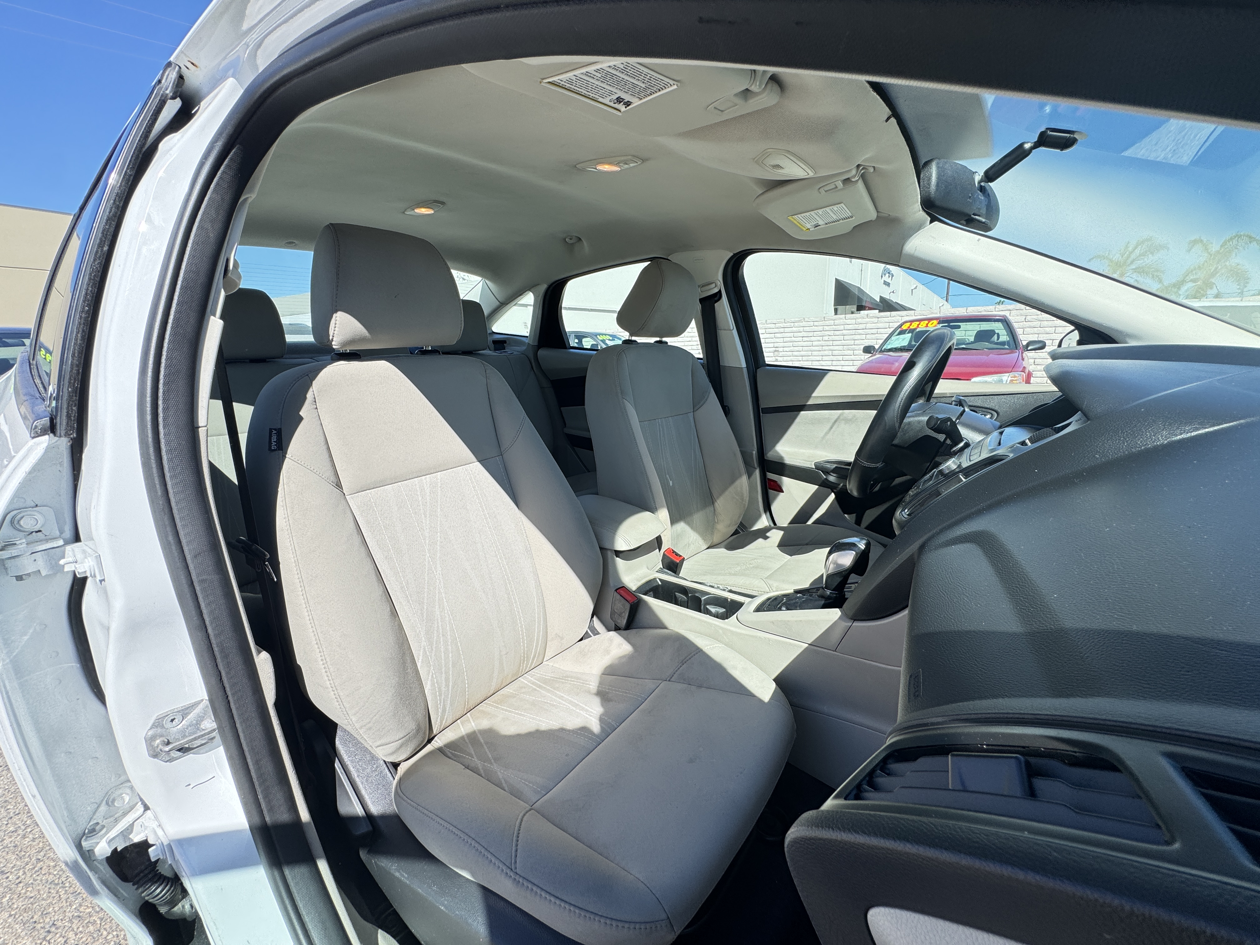 Used 2016 Ford Focus SE Sedan FWD image 17